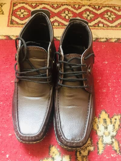 Leather shoes