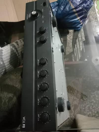 TOA 2240 Japanese Amplifier