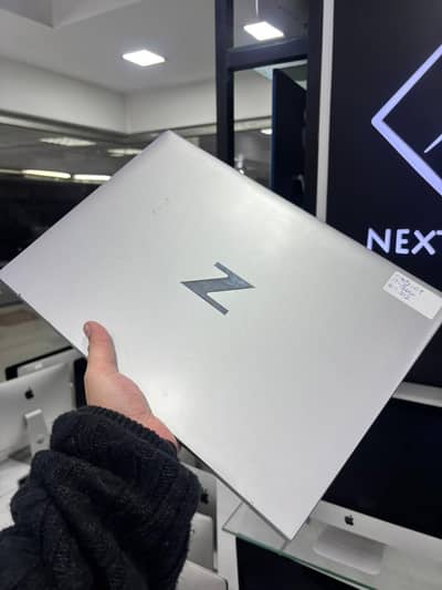 HP ZBook Firefly / Intel i7 12th Gen / 16GB RAM / 512GB SSD