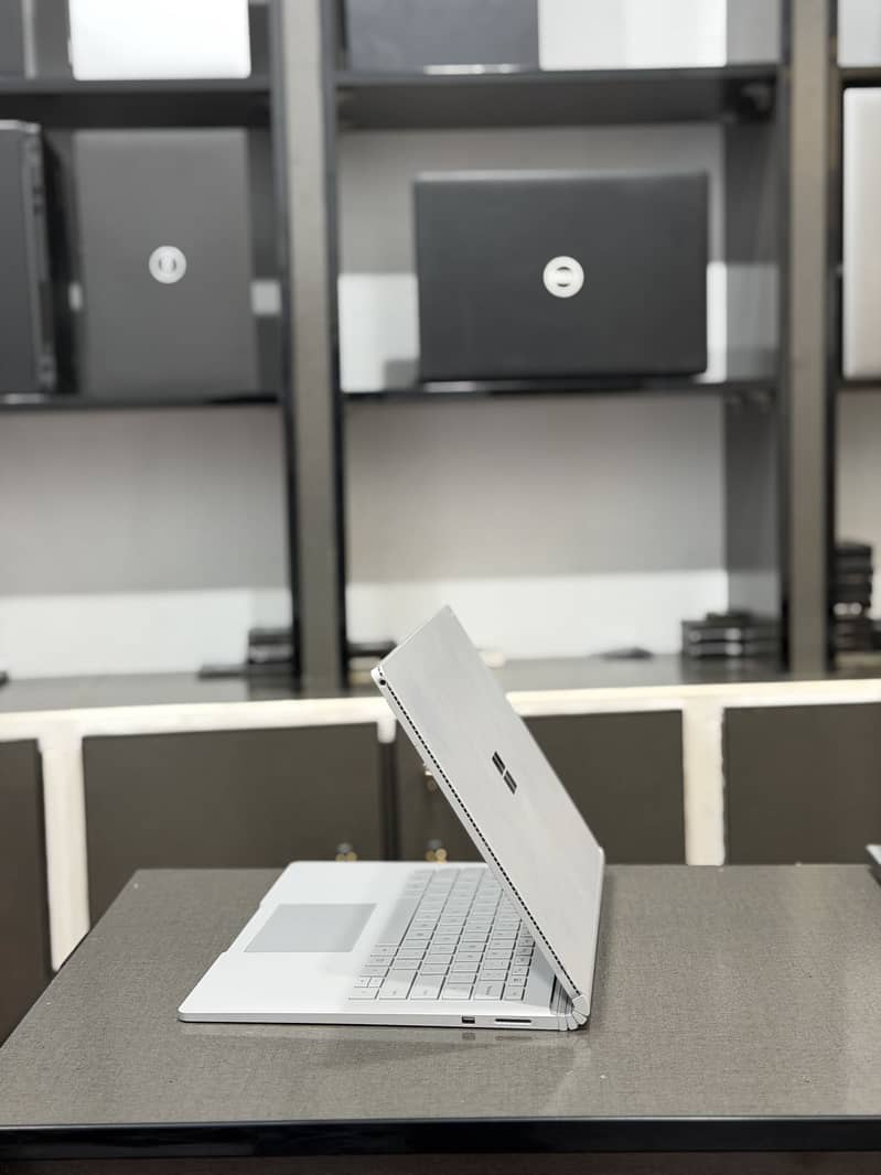 Surfacehook i5 6th 0