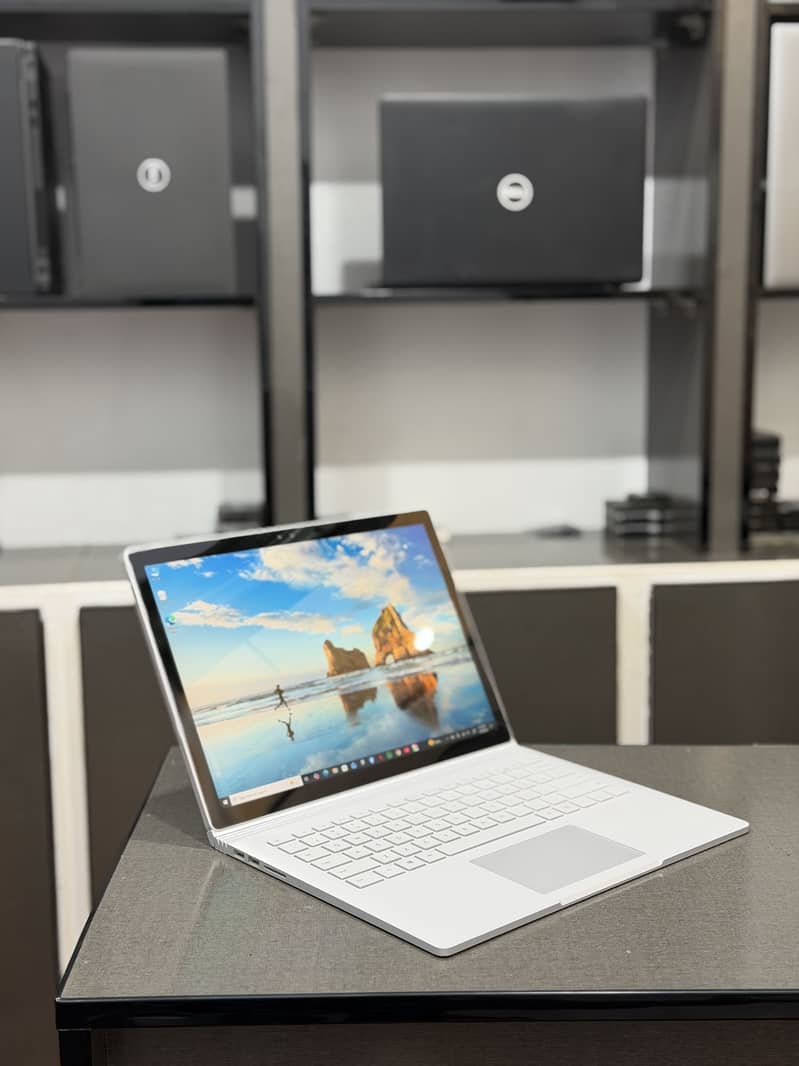 Surfacehook i5 6th 2