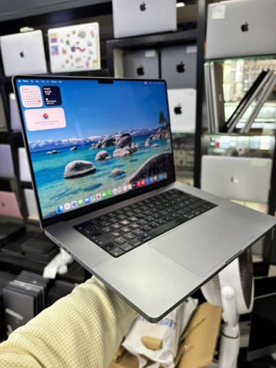 MacBook M2 Pro 2023 16" 12-Core CPU 19-Core GPU 16GB / 1TB SSD