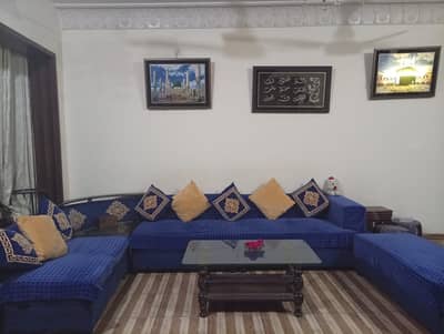 8 seater sofa with a corner table L shaped  in very good condition