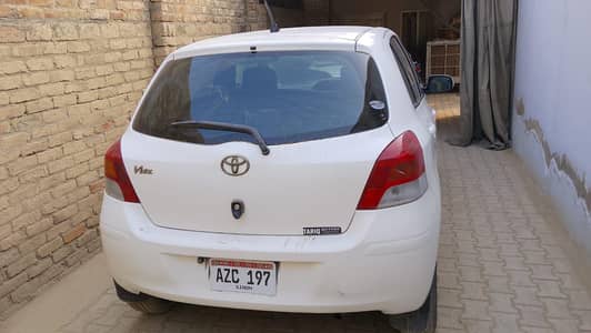Toyota VITZ 2009