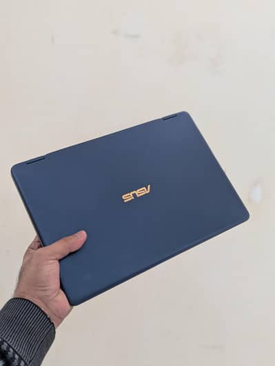 Asus Zenbook Flip UX370 Ultra slim laptop cheap