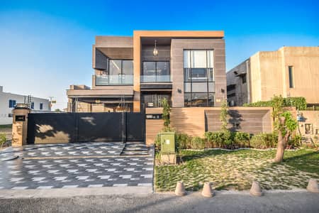 3 Beds 1 Kanal Upper Portion Modern Design for Rent in DHA Phase 5 Lahore.