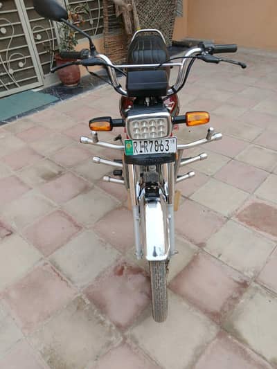 Honda CD 70 Bike  good condition  2018 model