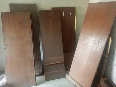 Full size Almari k phatey