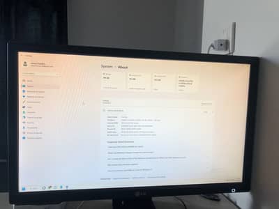 All oky pura pc ka set ha pic me dekh ly sab ha urgent sale