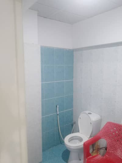 3 bed dd 1st floor flat available for rent