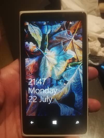 Nokia Lumia 920 Mobile phone used. White.