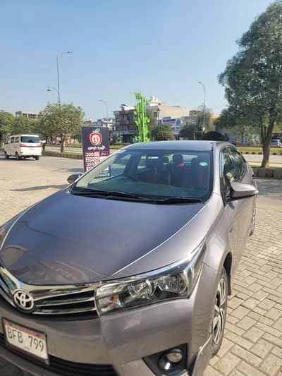 2 pic paint car like new