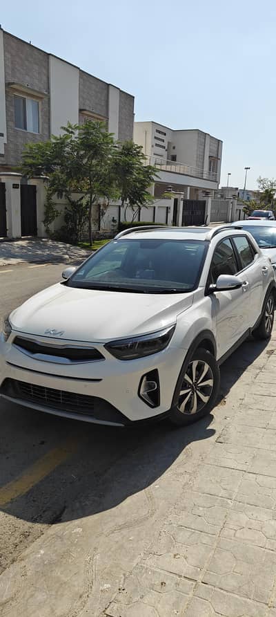 KIA Stonic Ex+ White For Sale