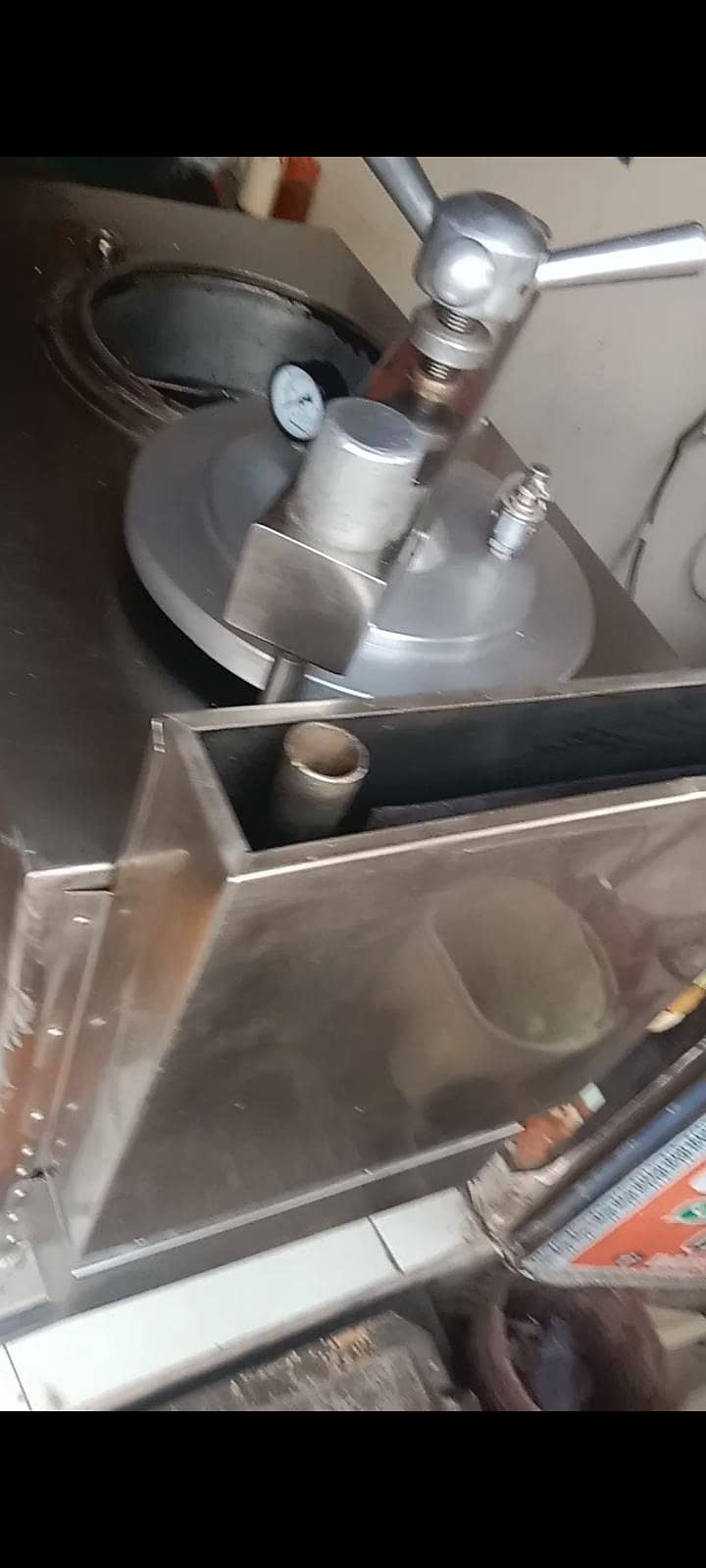 automatic Broast machine 2