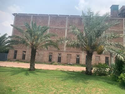 8 Kanal Triple Storey Factory Available For Sale