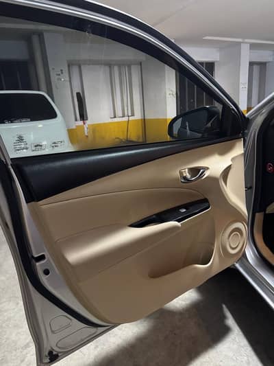 Toyota Yaris full original 2022