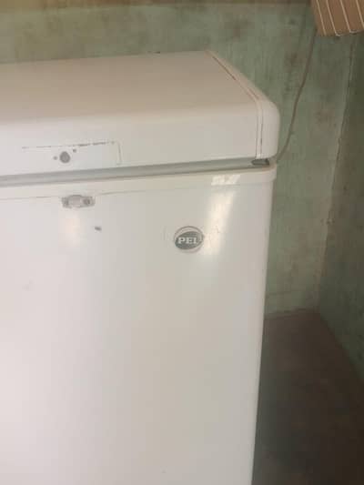 10/10 condition defreezer