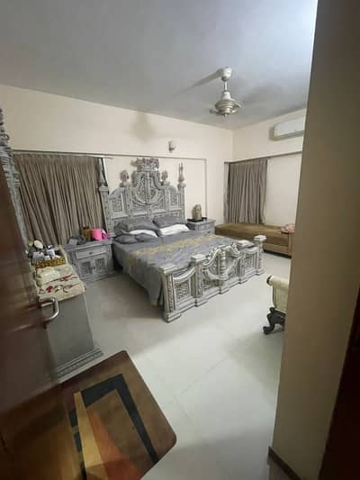 RENOVATED 4-BEDROOM APARTMENT FOR RENT | CLIFTON BLOCK 8