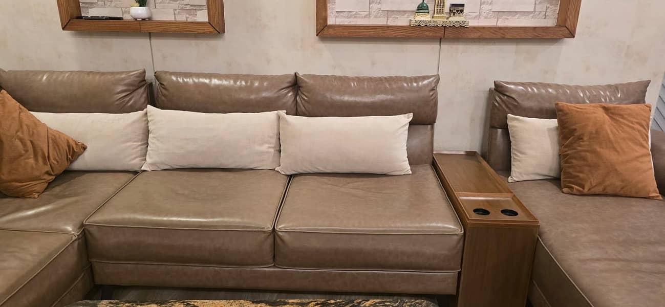 Sofa set only 5