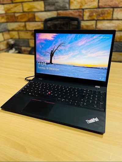 Lenovo Thinkpad P15s - core i7 10th gen with 2gb Nvidia graphics card