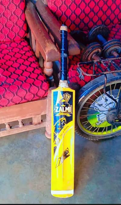 Peshawar zalmi cricket bat & Strong Wooden Made. . . .