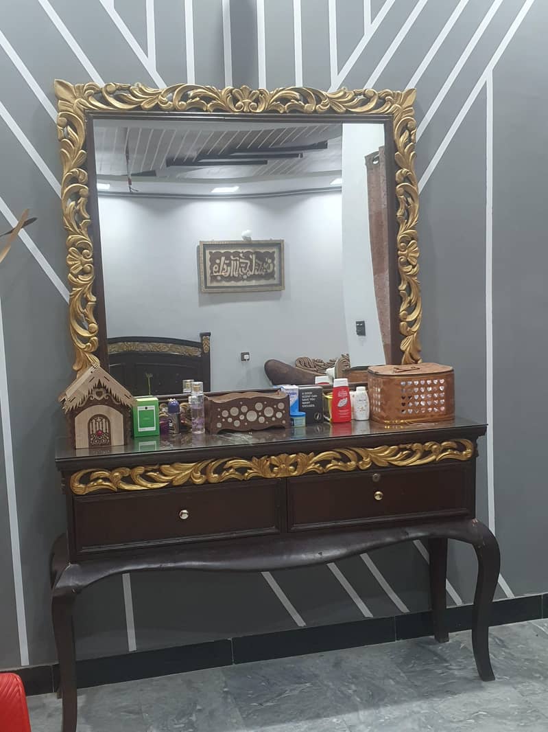 unique style Dressing table 1