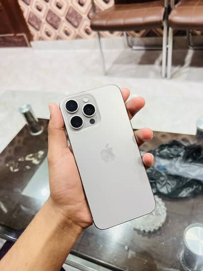 15 PRO MAX 256GB HK PTA APPROVED