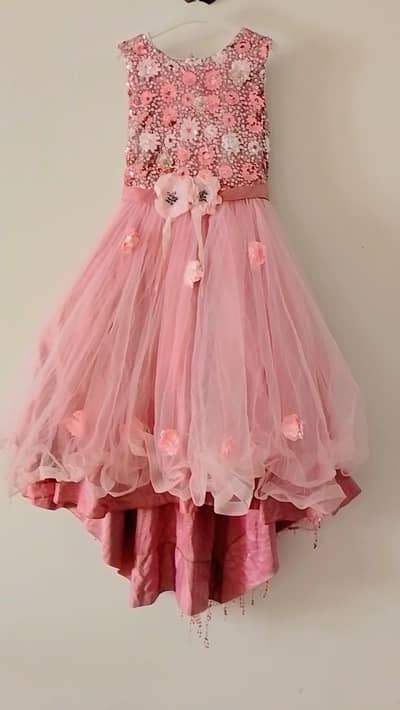 big girls sleavless beaded floral applique ball gown