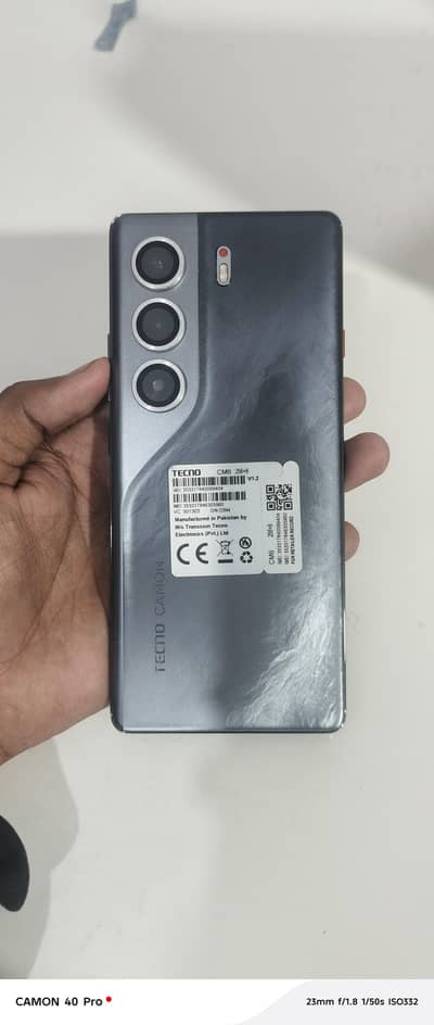 Tecno camon 40 pro