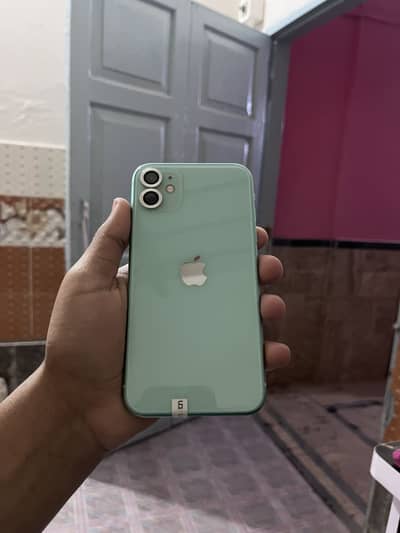 iPhone 11 64Gb 6 months sim time