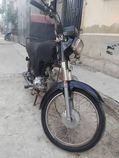 unique 2020 model black colour