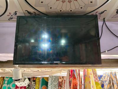 Dahua DVR + Hikvision Camera + 17" Samsung LCD - Complete Set