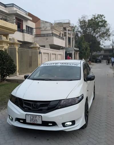 Honda city 1.3 (face-up lifted) call or WhatsApp 0/3/0/0/7/9/7/7/5/5/3