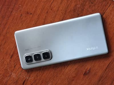 infinix hot 50 pro plus new pice with 4 month grunte no dote no shade