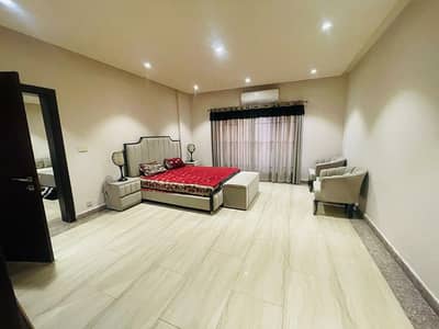 1 Bed Luxurious Fully Furnished Apartment For Rent
