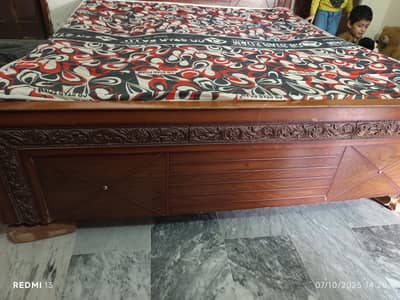 king size bed with hard mattress