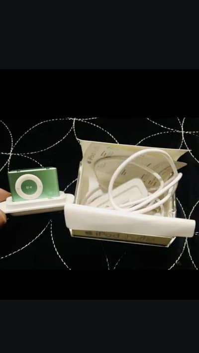 iPod Apple shuffle 1gb new for sale urgent