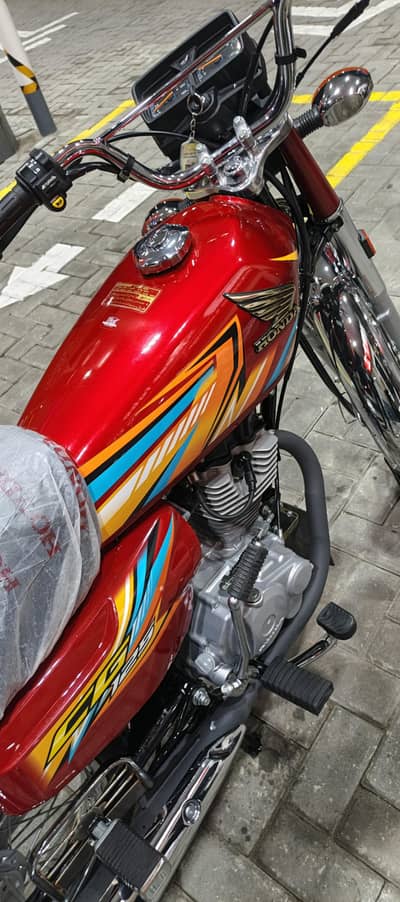 Applied for Honda 125 showroom condition