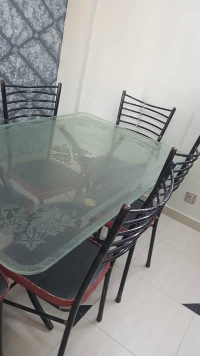 6 seater iron dining table