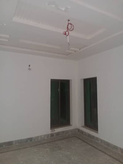 Corner house for sale 3marla