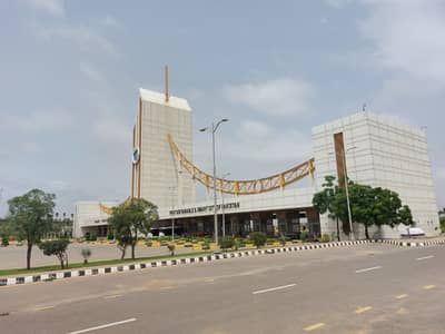 Prime Location 125 Square Yards Residential Plot Is Available For Sale