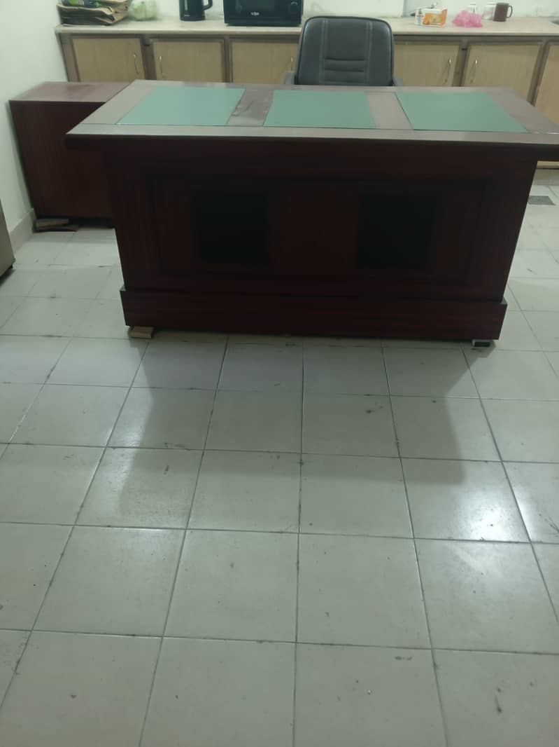 Executive office table 1