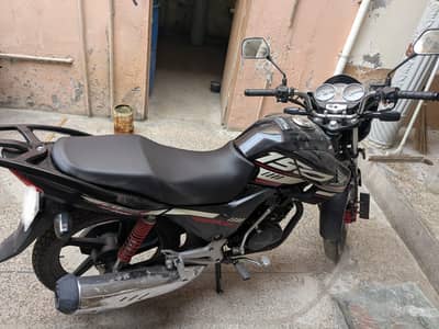 Honda CB 150F 2024