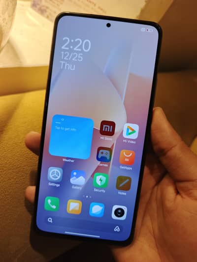 Redmi k40 (8/128) with box