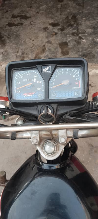 Honda 125 19 model all ok hai copy letter Sab ok hai bike ma koi msla