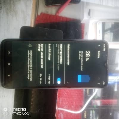 all okey hai masla koii nahi hai bas glass halka sa break baqi all ok