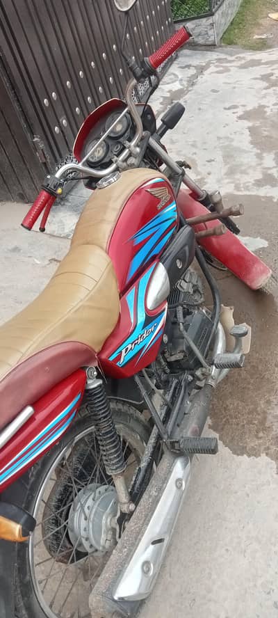 Honda cd 100 red clr