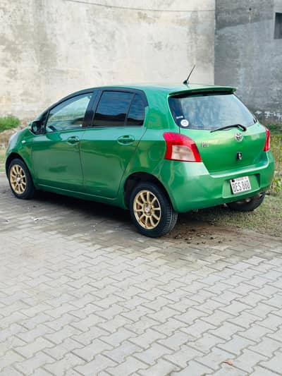 Toyota Vitz 1300cc perfect condition trouble free car