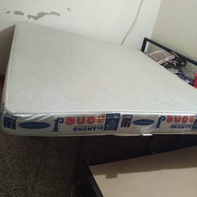 Matress for sell