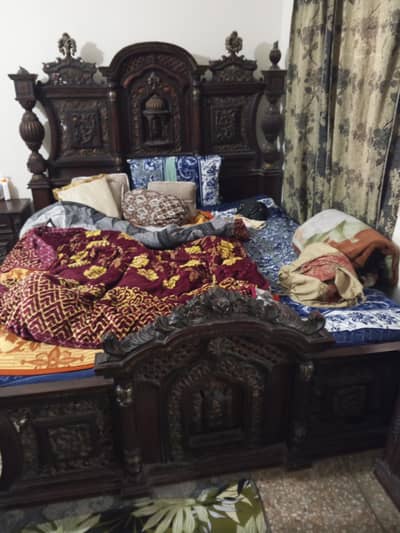 Bed and Dressing Made of chinioti wood